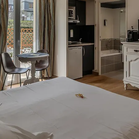 Tulip & Hotel 3*