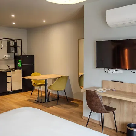 Tulip & Otel Honfleur