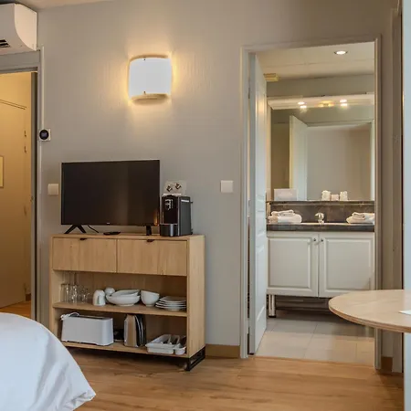 Tulip & Hotel 3*
