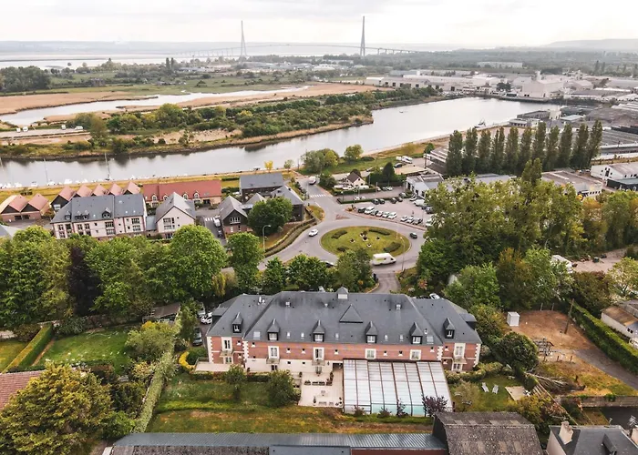 Tulip & מלון הונפלר